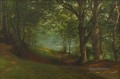CAMINO JUNTO A UN LAGO EN UN BOSQUE Paisaje de árboles del americano Albert Bierstadt